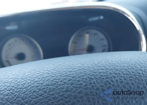 2010 Ford Explorer Xlt from USA, damaged, VIN 1FMEU8DE4AUA34057